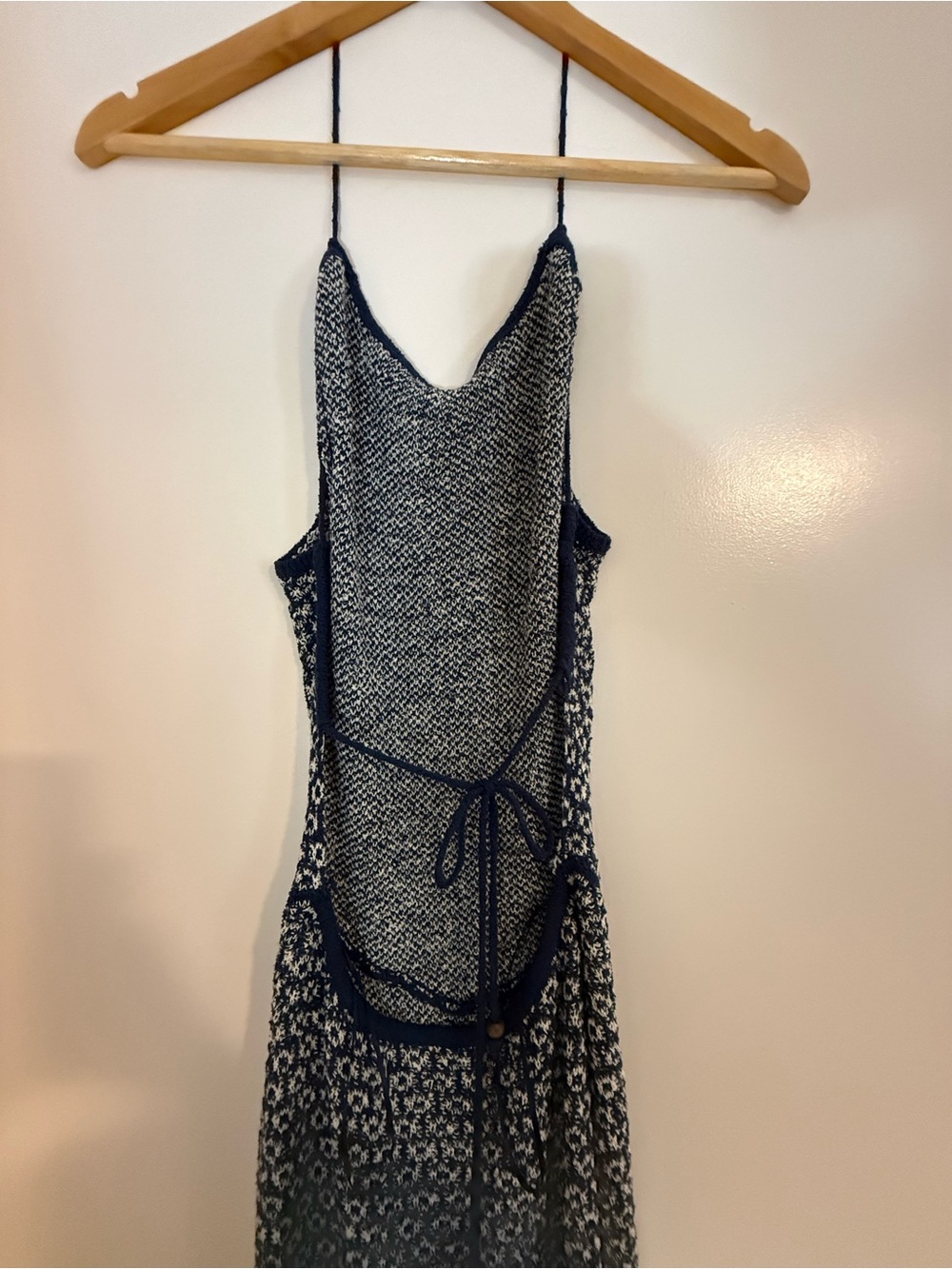 MINDY BACKLESS SWEATER DRESS - Picture 9 of 10